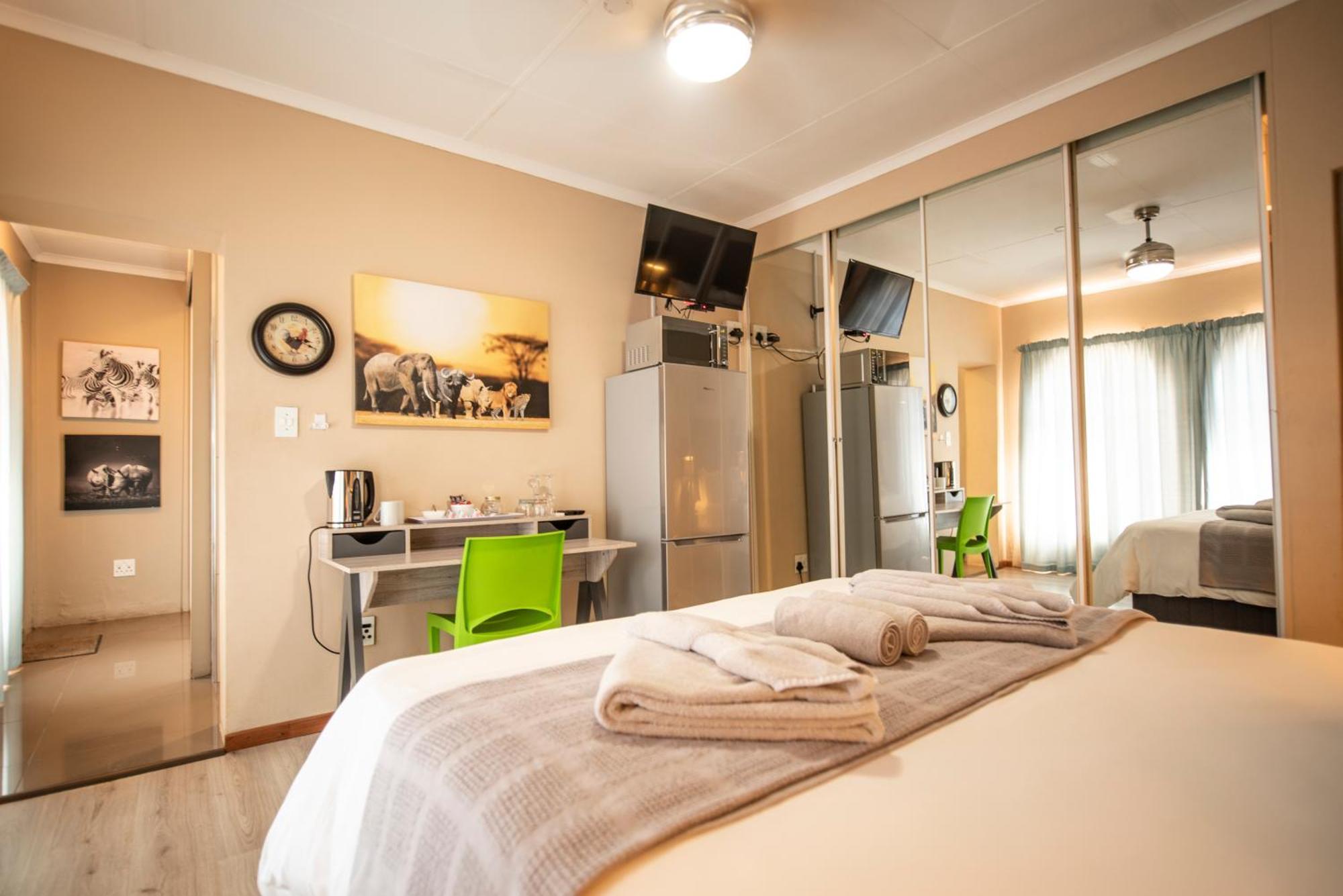 Meadowbrook Guesthouse Pretoria Bagian luar foto