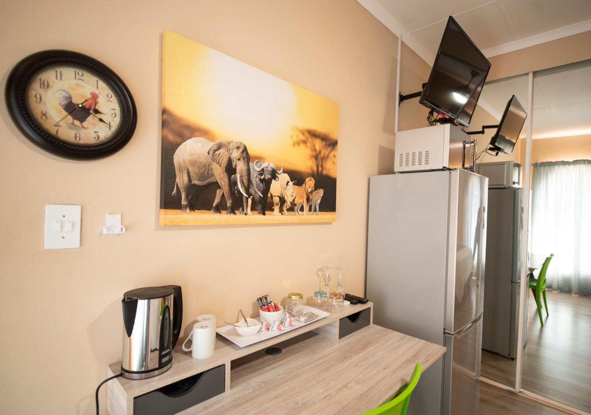 Meadowbrook Guesthouse Pretoria Bagian luar foto